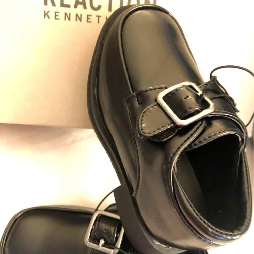 Toddler dress shoes